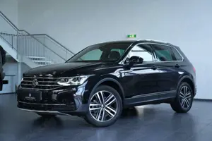 Volkswagen Tiguan Elegance 4Motion *AUT*HEAD-UP*MEMORY*AHK*