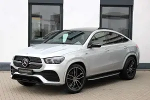 Mercedes-Benz GLE 350 de 4MATIC AMG-STYLING PANO LUFT 22 ZOLL