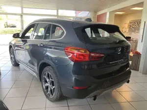 BMW X1 2.0ix Navi/AHK/LED/xLine/1Hd/Garantie/CD Bild 2