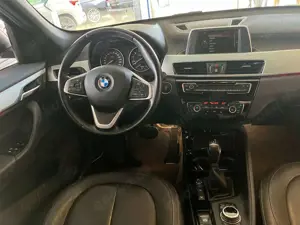 BMW X1 2.0ix Navi/AHK/LED/xLine/1Hd/Garantie/CD Bild 5