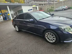 Mercedes-Benz E 300 E 300 BlueTEC 9G-TRONIC Elegance Bild 2