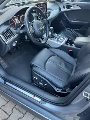 Audi A6 Avant 3.0 TDI quattro tiptronic Bild 2