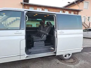 Volkswagen T6 Multivan Multivan DSG Kurz Highline Bild 4