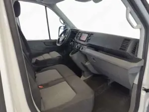 Volkswagen Crafter 2.0 TDI Kasten 35 mittellang Hochdach Navi Kamera Bild 4