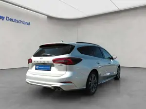 Ford Focus Turnier 1.0 EcoBoost Hybrid ST-LINE X Bild 5