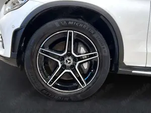 Mercedes-Benz GLC 300 de 4M Coupé AMG+LED+DISTR+NIGHT+TotW+AHK Bild 4