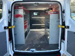 Ford Transit Custom Würth Regale Werkstatt PDC Sitzhz
