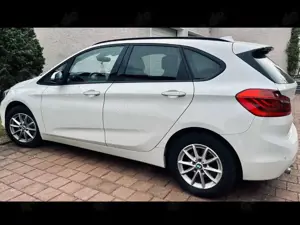 BMW 216