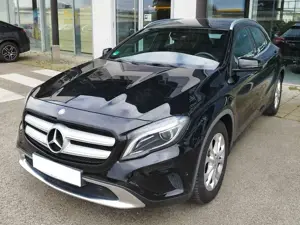 Mercedes-Benz GLA 180 gepflegter GLA, Park Pilot, Bi-Xenon, Automatik