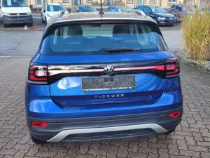Volkswagen T-Cross Style DSG Bild 4