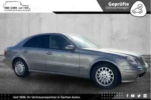 Mercedes-Benz E 240 ELEGANCE 2H XEN LEDER MB SERVGEPFL PDC TÜV