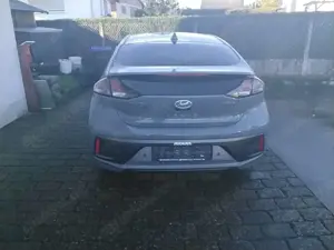 Hyundai IONIQ IONIQ Hybrid 1.6 GDI Premium