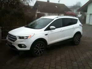 Ford Kuga Kuga 1.5 EcoBoost 2x4Trend