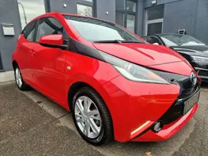Toyota Others Aygo x-play touch +AUTOMATIK+KLIMA+5TÜRER+2.HD+
