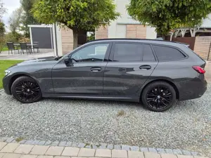 BMW 320 320d Touring xDrive Aut. M Sport, Allrad