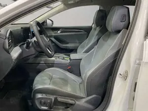 Volkswagen Passat Variant B9 1.5 TSI eHybrid DSG Business Bild 5