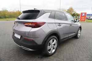 Opel Grandland 1.2 Edition LED Navi Kamera Tempomat Bild 5