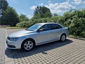 Volkswagen Jetta 1.2 TSI Trendline Bild 3