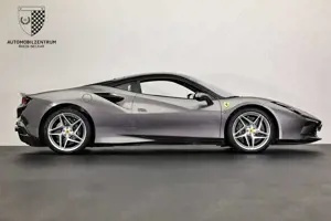 Ferrari F8 Tributo F8 Tributo FullCarbon/TwoTone/Lift/360Kam/ADAS Bild 4