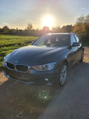 BMW 320 320i Touring Aut.