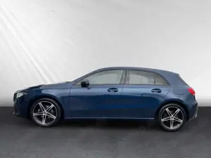 Mercedes-Benz A 180 Progressive 6-Gang LED Tempomat R-Kamera Bild 2