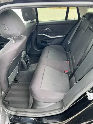 BMW 320 320d xDrive Facelift AHK Pano 1.Hand Touring LED Bild 3