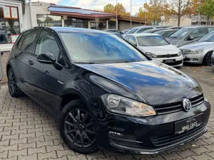 Volkswagen Golf VII Lim. Cup BMT AUTOMATIK/PDC/TEMPOMAT Bild 5