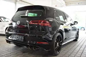 Volkswagen Golf VII R DSG Akrapovic 19 Pretoria Virtual Cockpit Na Bild 5