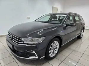 Volkswagen Passat Variant 1.4 TSI GTE LED CarPlay Navi Kamera ACC AHK