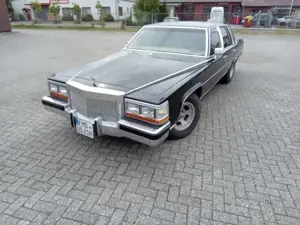 Cadillac Fleetwood brougham d'elegance  mit LPG Bild 4