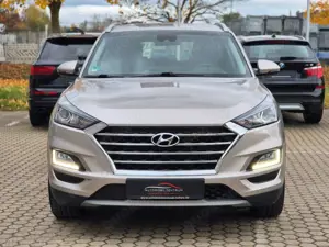 Hyundai TUCSON Advantage 2WD Automatik 1.Hand Bild 2