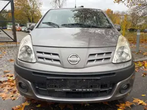 Nissan Pixo