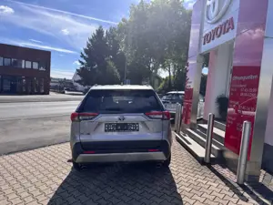 Toyota RAV 4 RAV 4 2.5 4x4 Hybrid Lounge Bild 5