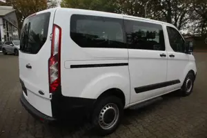 Ford Transit Custom Kombi 320 L1 (9 Sitzer) Bild 3