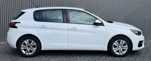 Peugeot 308 Active Pack Tempomat 1.Hand Bild 4