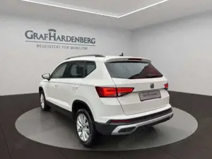 SEAT Ateca Style 2.0 TDI DSG Navi AHK LED Bild 4