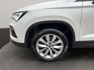 SEAT Ateca Style 2.0 TDI DSG Navi AHK LED Bild 3