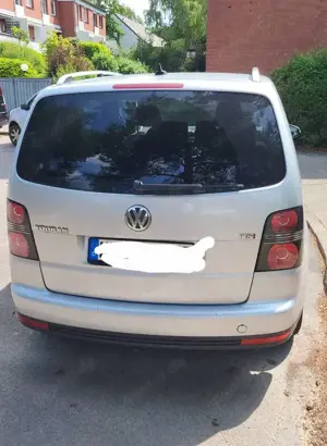 Volkswagen Touran 1.4 TSI DSG Trendline Bild 4