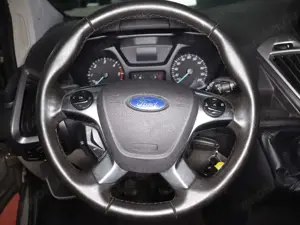 Ford Tourneo Custom 310 Trend L2 2.0 EcoBlue TÜV bis 06.2027 Radio Bild 3