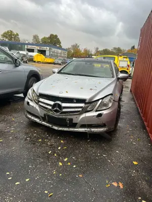 Mercedes-Benz E 350 CGI Coupe BlueEFFICIENCY 7G-TRONIC Avantgarde