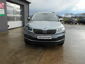 Skoda Karoq Style DSG AZV Sommer / Winterräder Bild 2