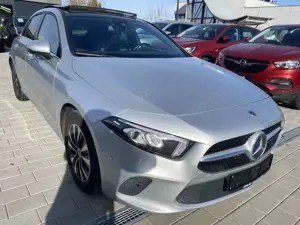 Mercedes-Benz A 200 *Panorama-LED-Kamera*