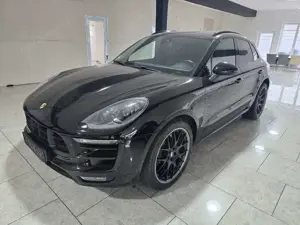 Porsche Macan S Diesel Sport Design Bose Luft 21zoll