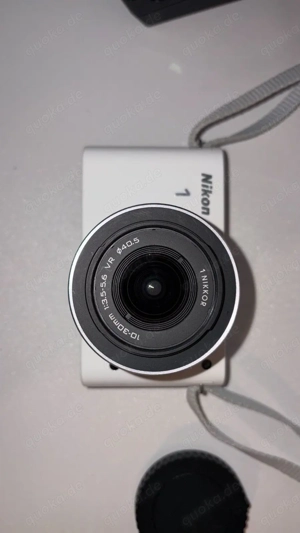 Nikon 1 J1 Doppel-Zoom-Kit   Systemkamera