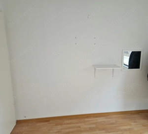 Wir vermieten ein WG Zimmer in unserer 4 Zimmer Wohnung 