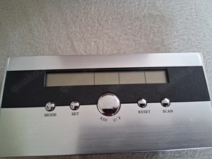 Radiowecker, Digitaluhr mit Radio, Wecker, Kalenderfunktion und Thermometer