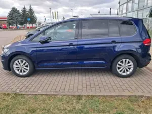 Volkswagen Touran 1.2 TSI Sound BMT/Start-Stopp KLIMA NAVI ALU Bild 3