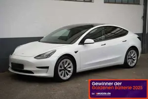 Tesla Model 3 Standard Range + *19-Zoll*1. Hand*