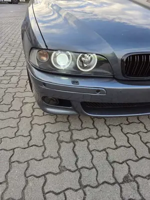BMW 525 525i Bild 3