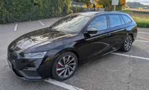 Skoda Octavia Combi 2.0 TSI RS First Edition, ACC Pano 8xbereift